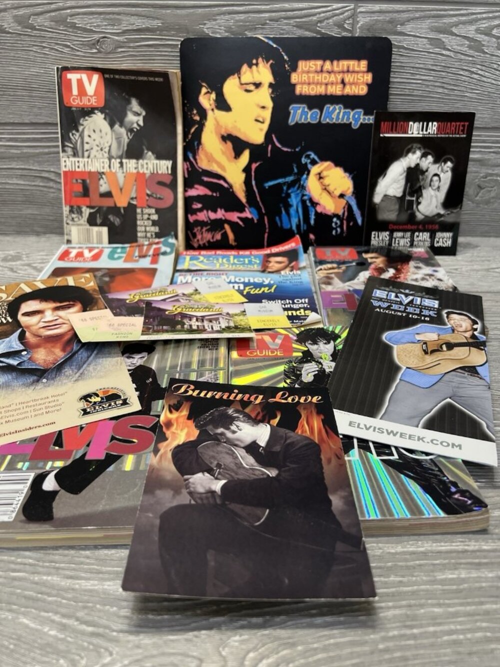 Elvis Presley Memorabilia Lot  5 TV Guides Reader’s Digest Graceland Stubs More